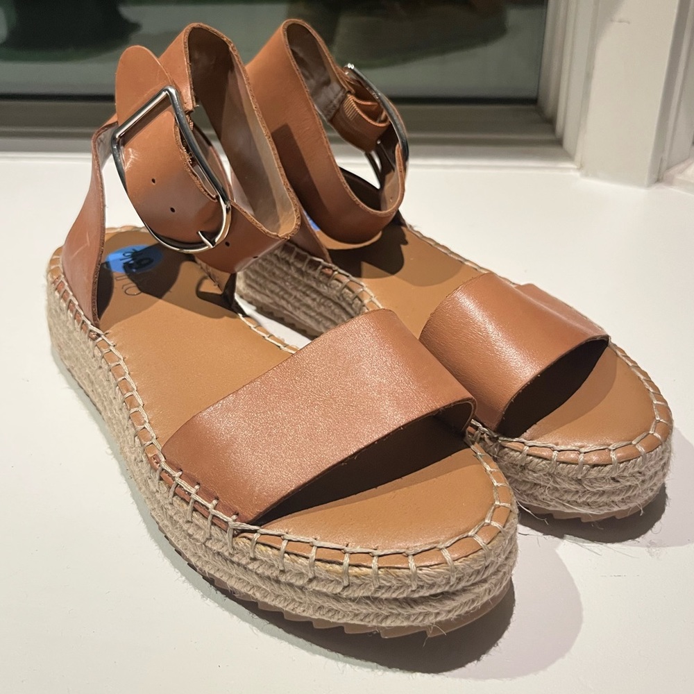 Franco Sarto leather sandal